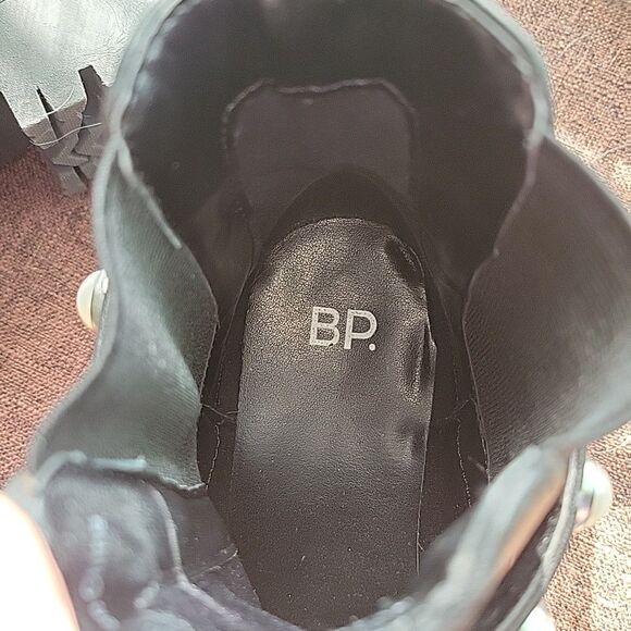 Junior Teen Girls Black Punk Cool Ankle Boots Size 7 Adjustable Straps Rock Chic - Picture 7 of 8